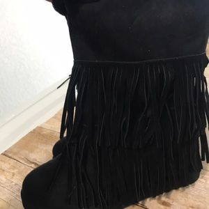 NWOT Fringe Boots
